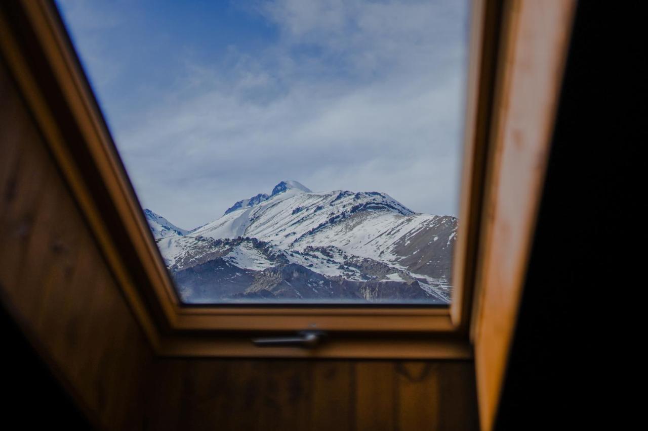 Suatis Resort Kazbegi Exterior foto