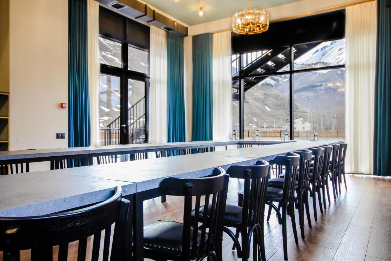 Suatis Resort Kazbegi Exterior foto