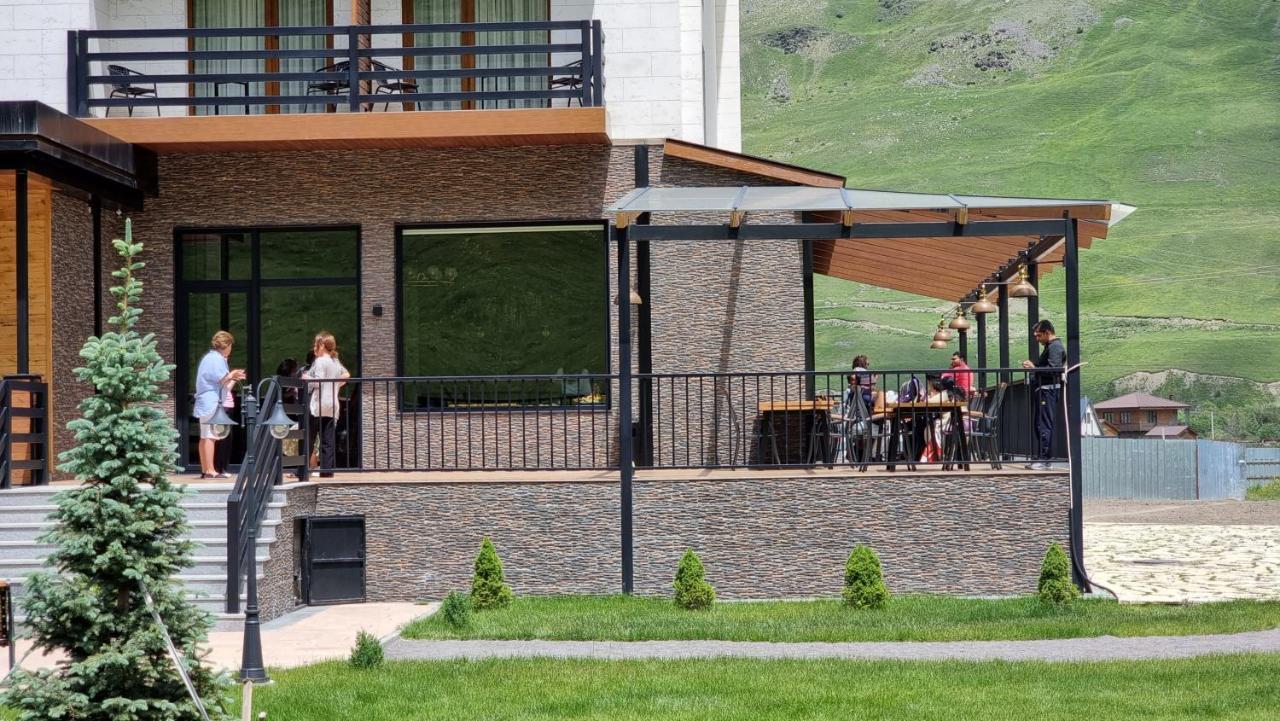 Suatis Resort Kazbegi Exterior foto